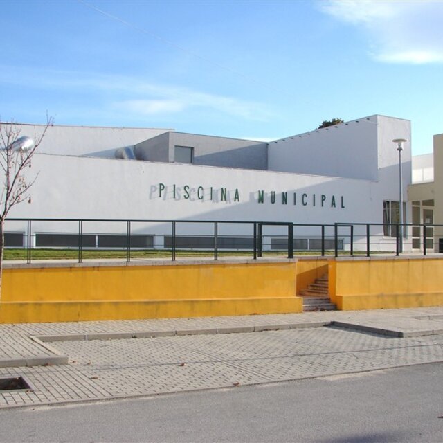 Piscinas Municipais - Exterior