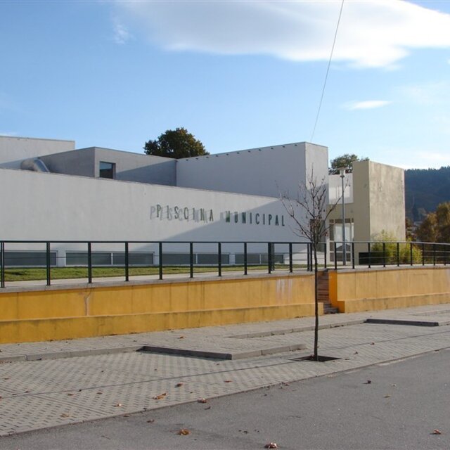 Piscinas Municipais - Exterior