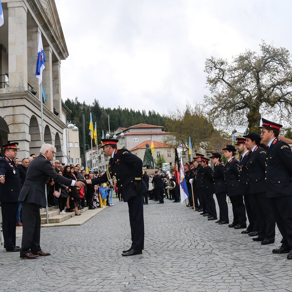 montalegre__25_abril___48_anos___24_