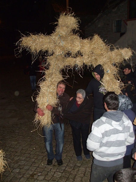 Tourém &quot;serrou&quot; a velha