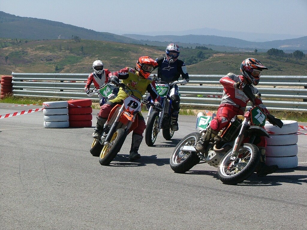 Velocidade e emoção na Pista Automóvel de Montalegre