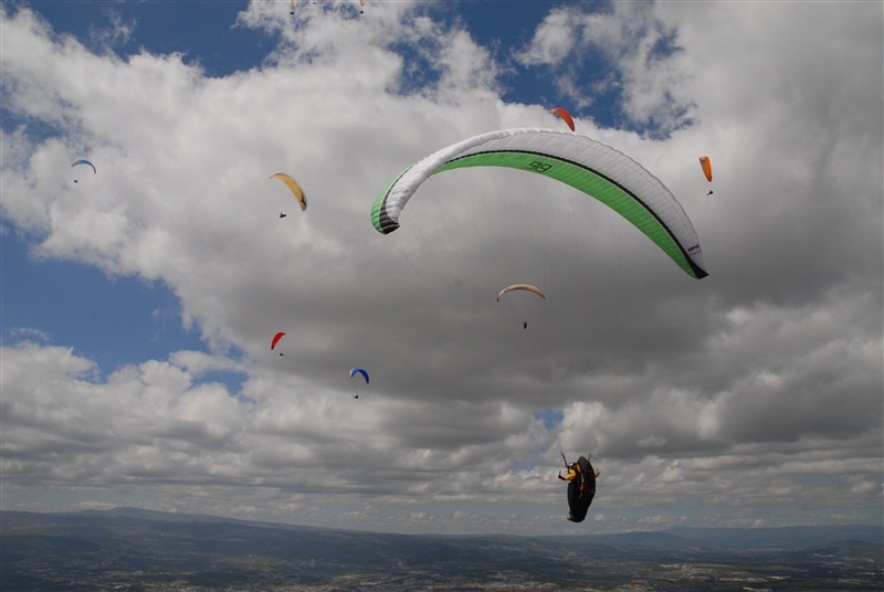 Parapente de alto nível no Larouco