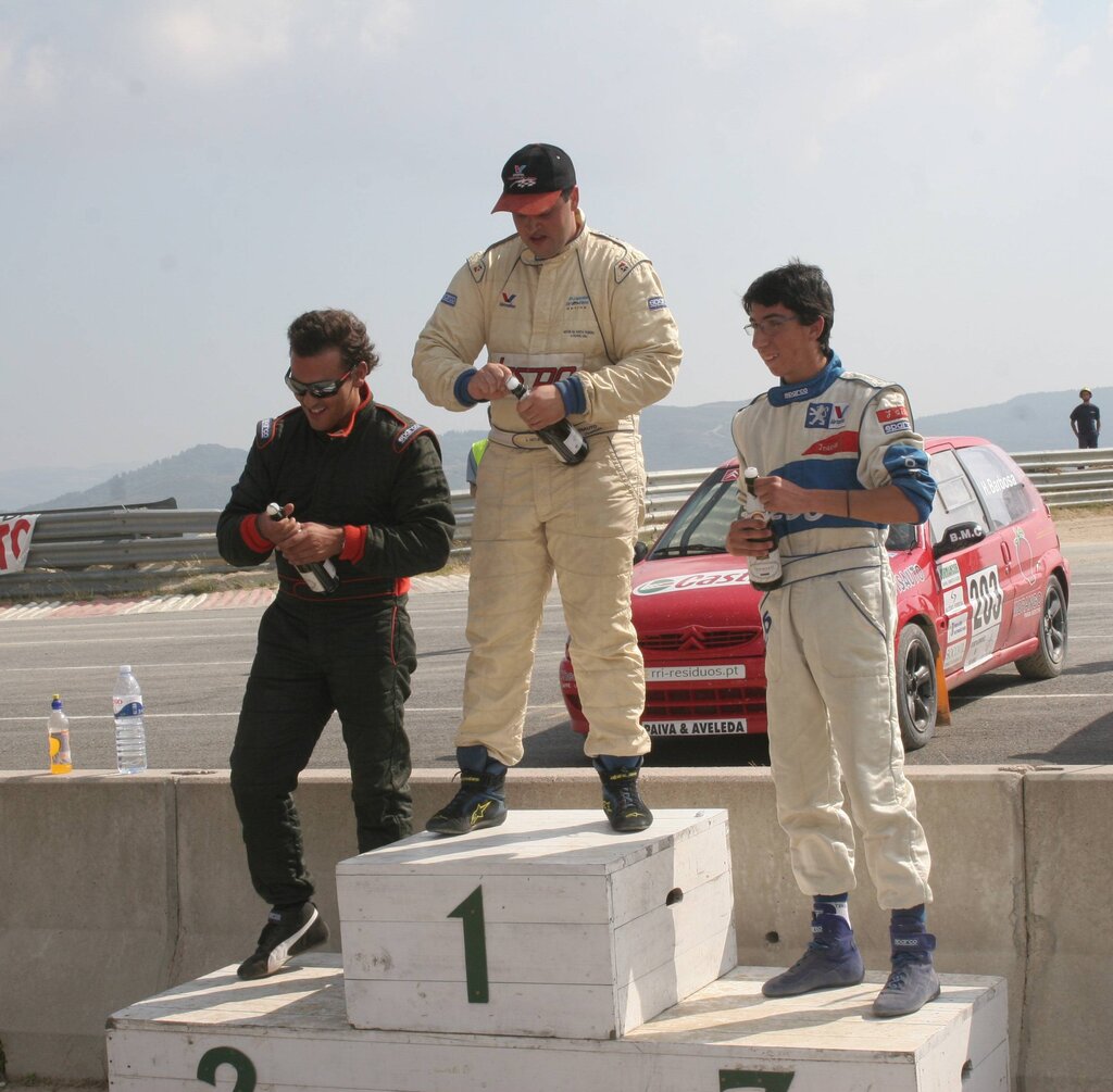 Velocidade e emoção na Pista Automóvel de Montalegre