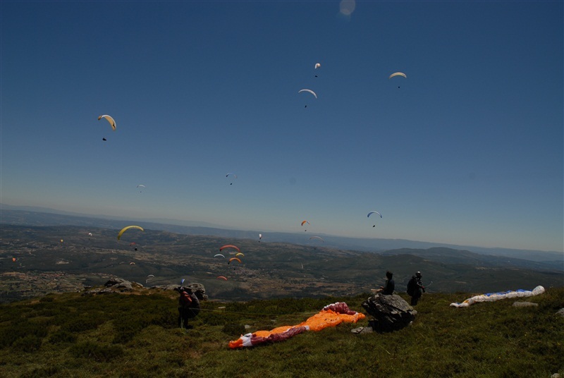 Parapente de alto nível no Larouco