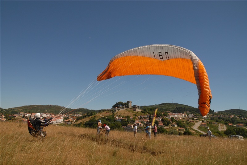 Parapente de alto nível no Larouco