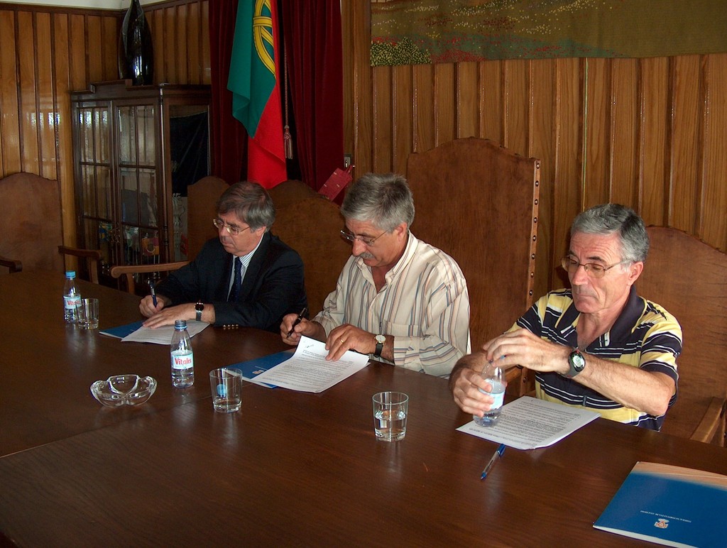 Câmara de Montalegre assina protocolo com Federação Portuguesa de Atletismo e Associação de Atlet...