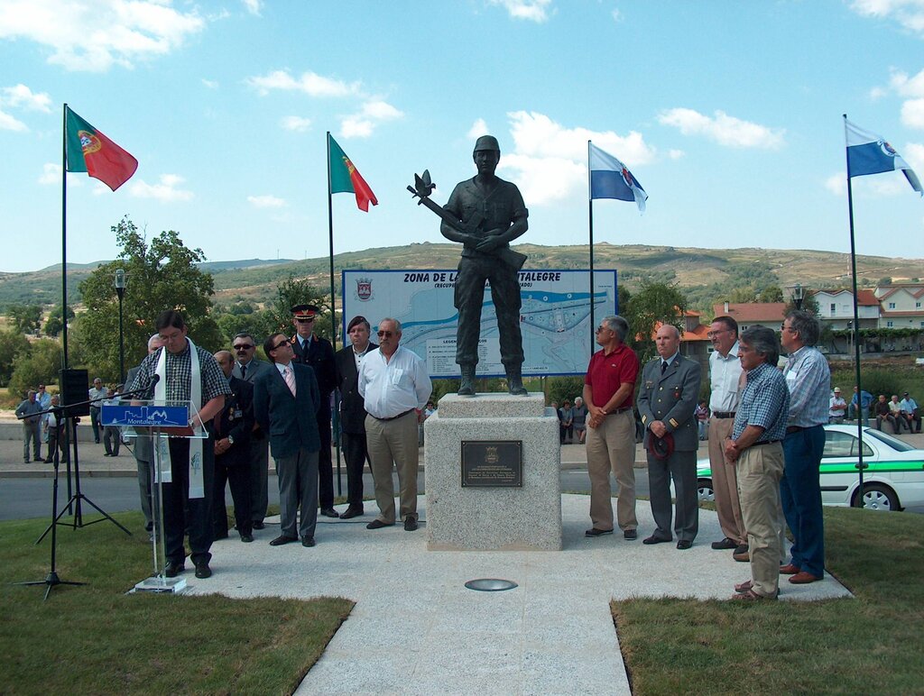 Inaugurado Monumento ao Soldado Português e aos Ex-Combatentes do Ultramar