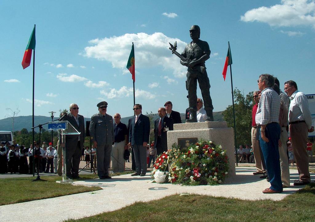 Inaugurado Monumento ao Soldado Português e aos Ex-Combatentes do Ultramar