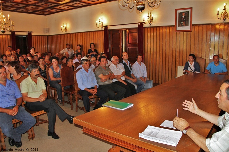 Presidente recebe &quot;Baixo Barroso&quot;