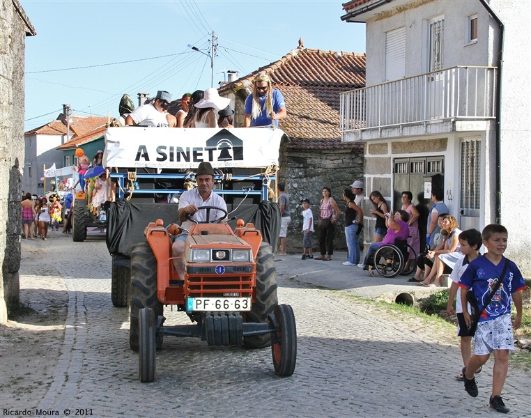 Gralhas - Techno Parade 2011