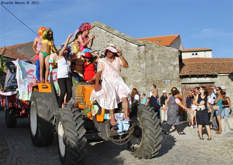 Gralhas - Techno Parade 2011