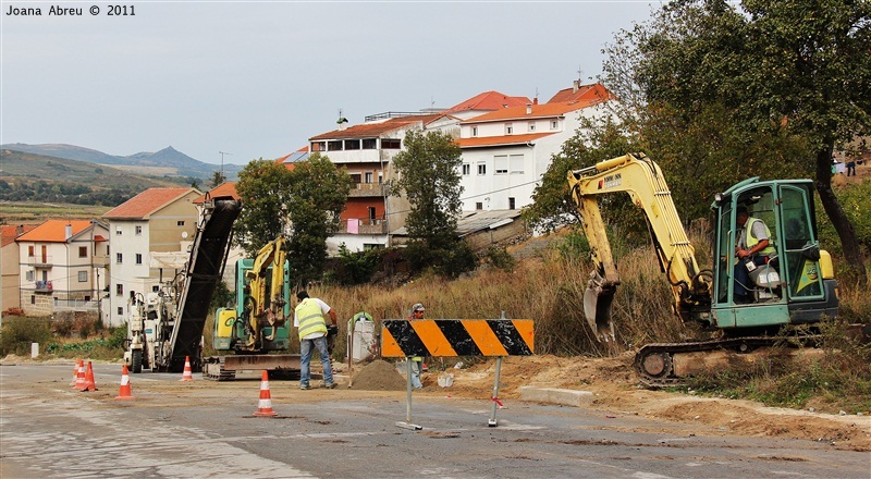 3 milhões para renovar estradas