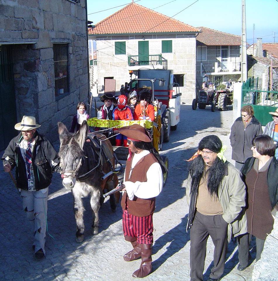 Carnaval de Vilar de Perdizes (ver FOTOS)