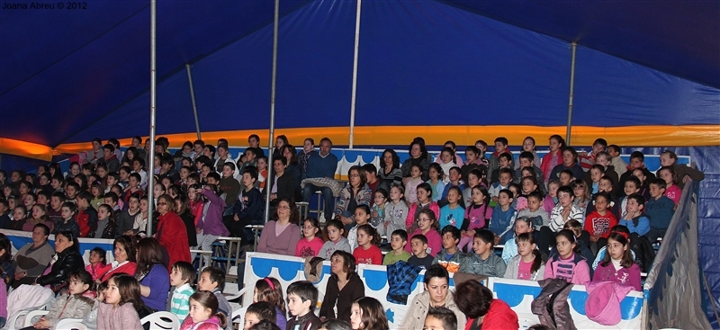 Crianças do concelho foram ao circo