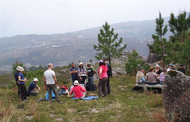 Mais de mil árvores plantadas no Gerês (2012)