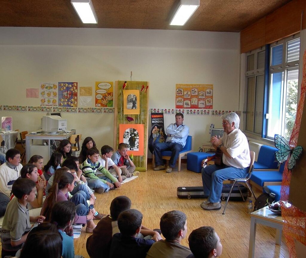 "Histórias Cantadas" na Biblioteca Escolar do Baixo Barroso