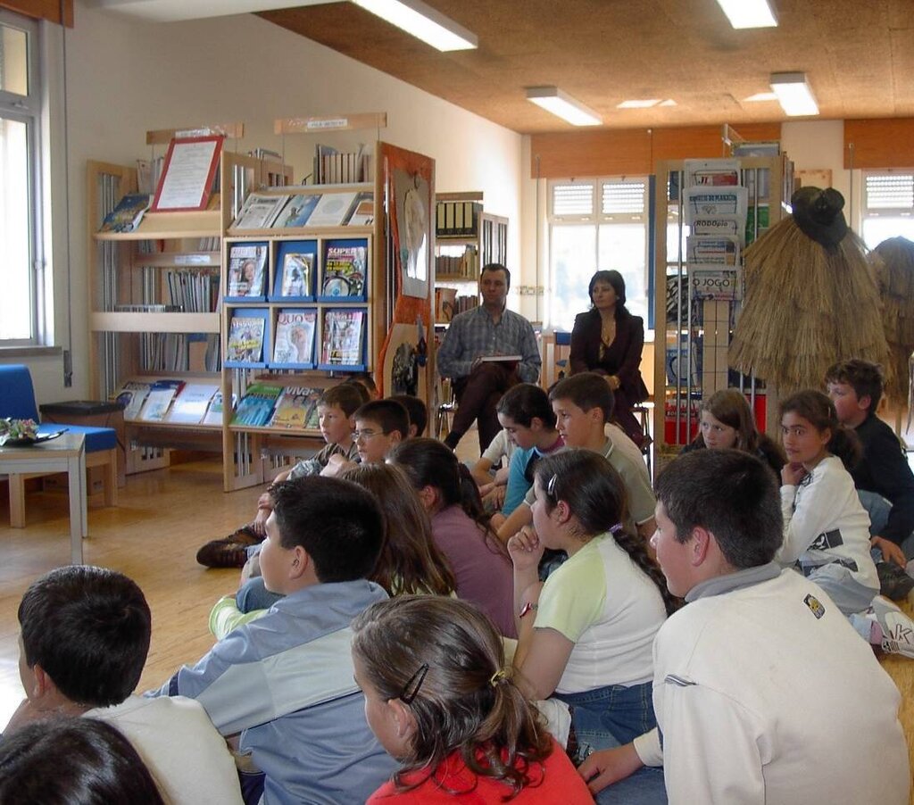 "Histórias Cantadas" na Biblioteca Escolar do Baixo Barroso