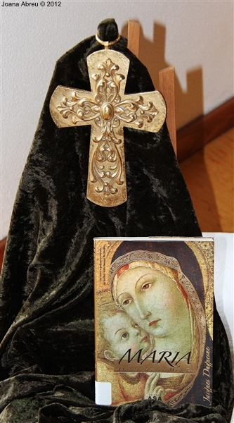 &quot;Via Dolorosa - Crucifixos de Barroso&quot;