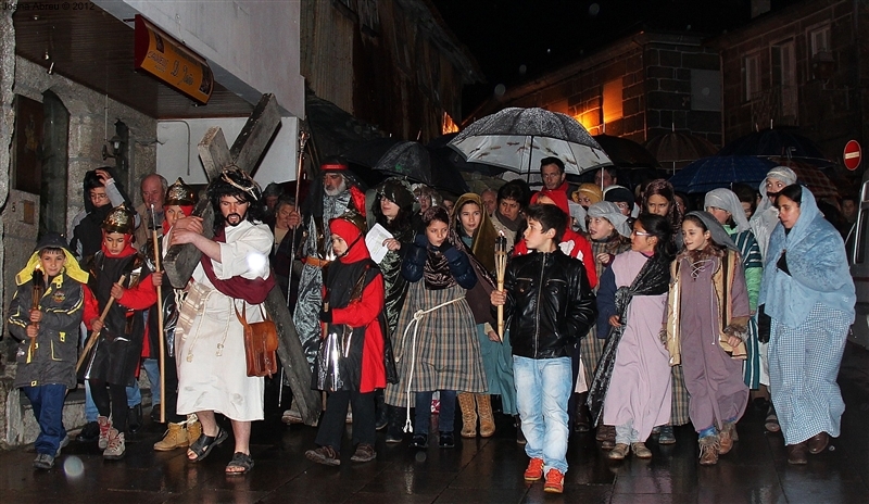Via Sacra ao vivo em Montalegre