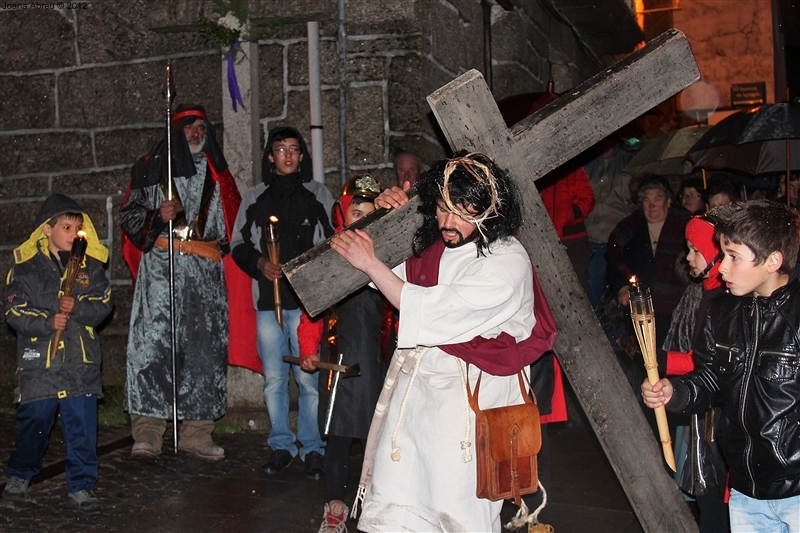 Via Sacra ao vivo em Montalegre
