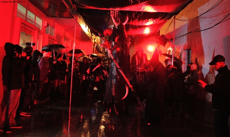 Chuva de feitiços na Sexta-feira 13 (Abril 2012)