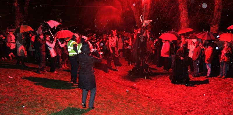 Chuva de feitiços na Sexta-feira 13 (Abril 2012)