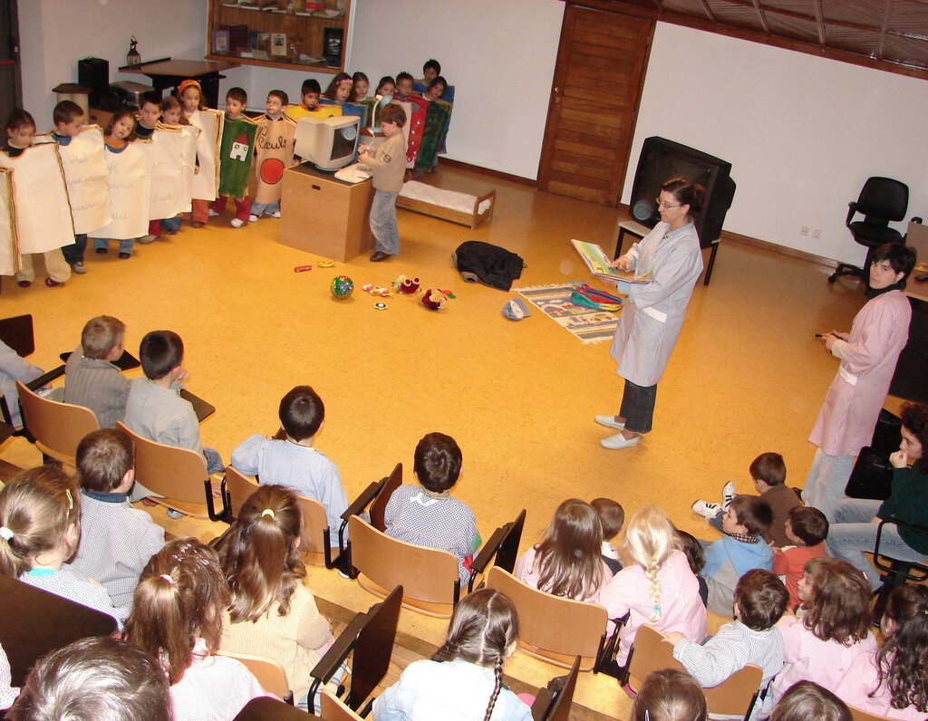 Projecto "1,2,3, Era Uma Vez..." enche Auditório da Biblioteca Municipal de Montalegre