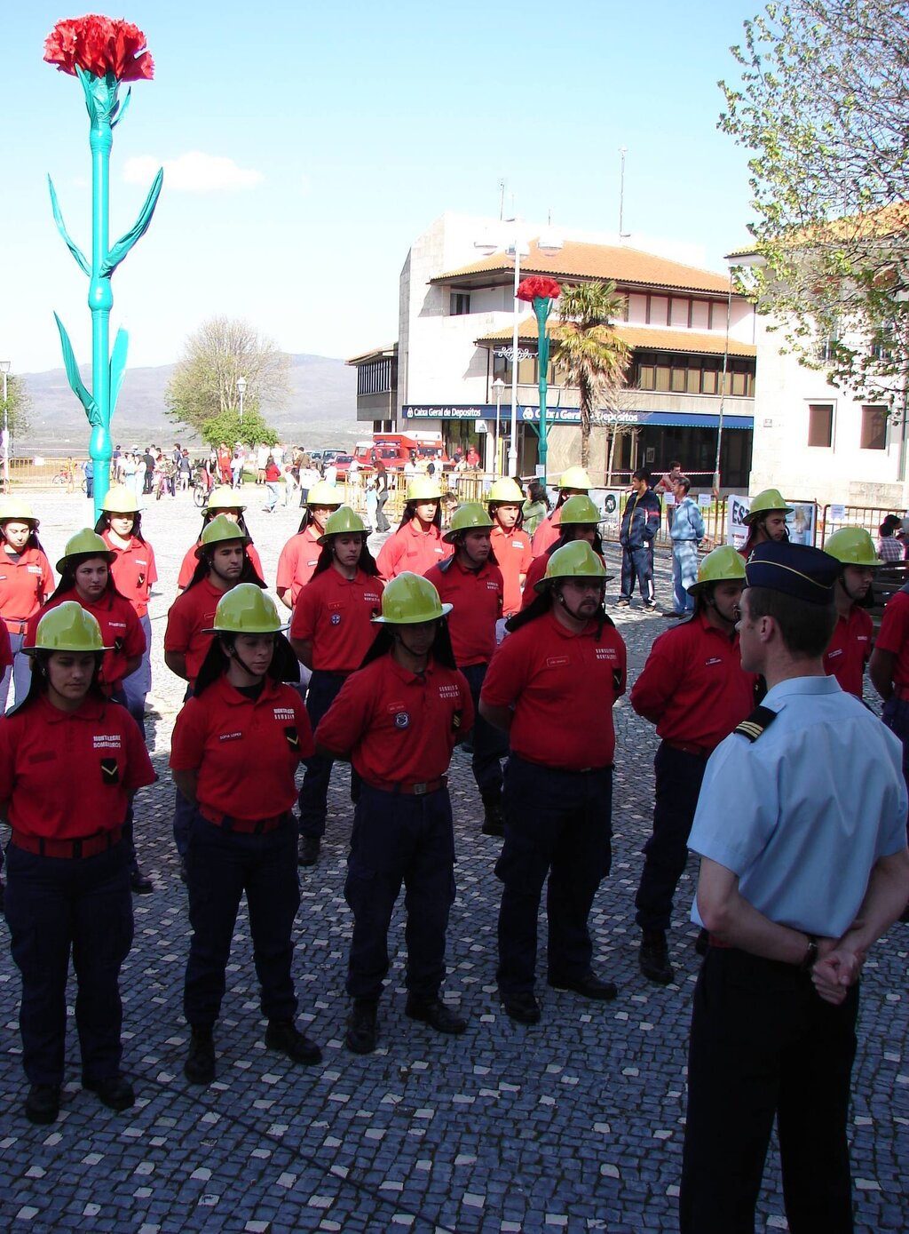 Montalegre evocou "Revolução dos Cravos"