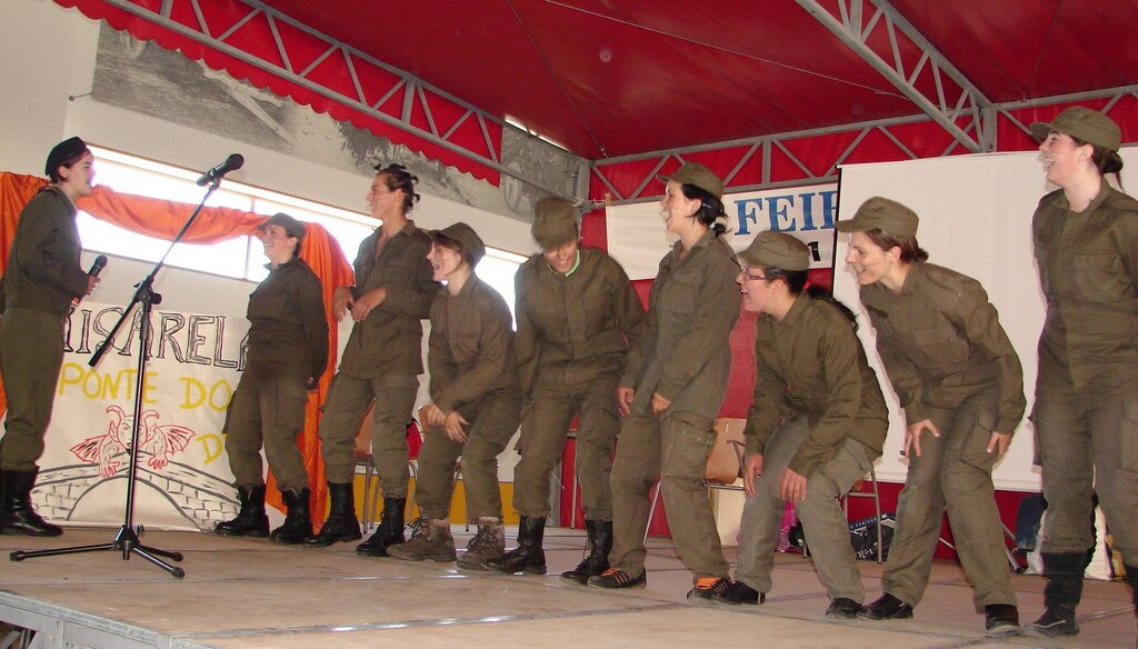 "O Sargento de Bigodes" - teatro cómico na Feira do Livro