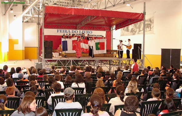 Dia em cheio na Feira do Livro