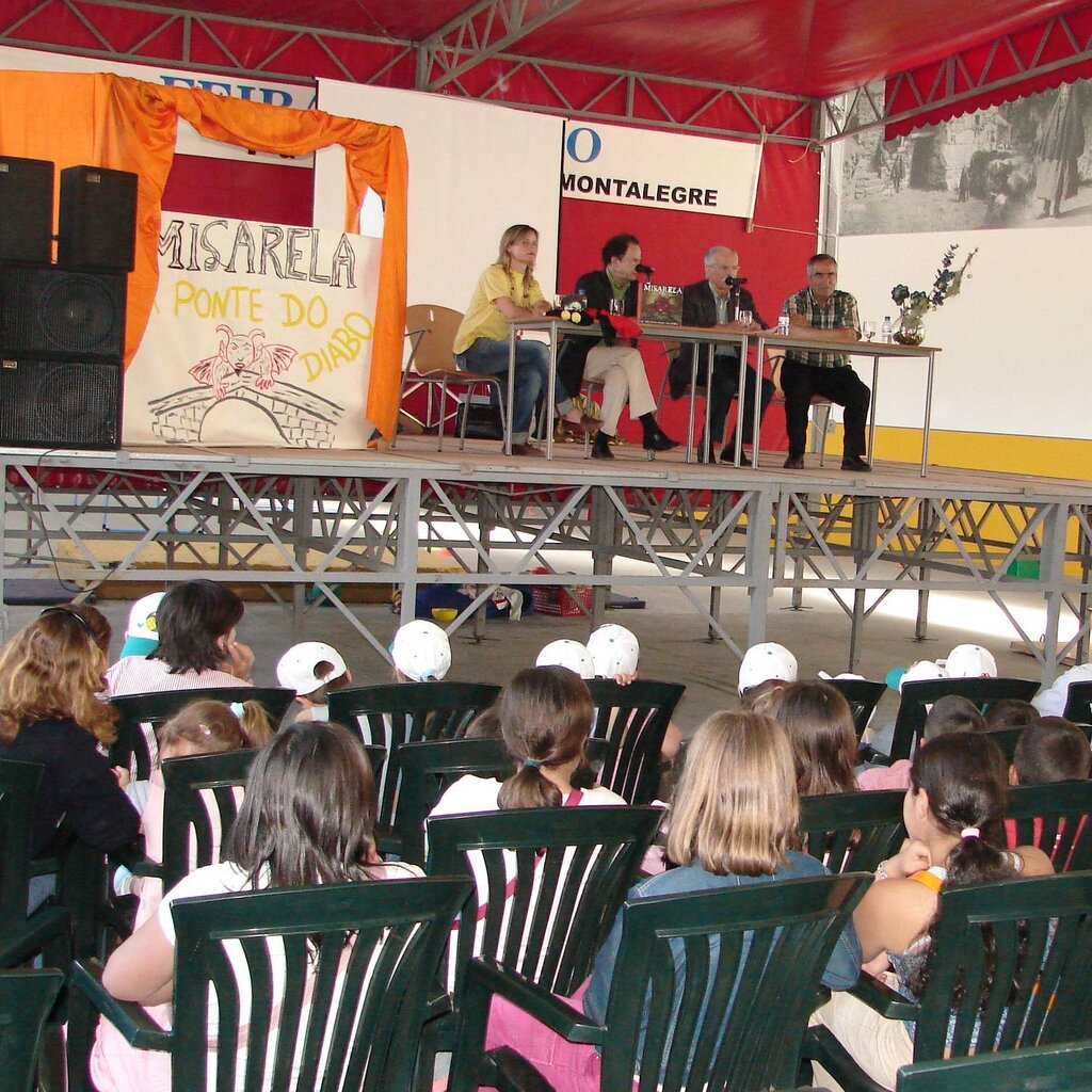 Livro "Misarela - A Ponte do Diabo" apresentado na Feira do Livro