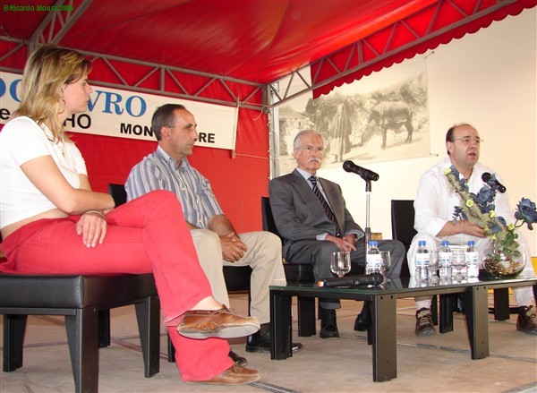 "À conversa com...Bento da Cruz" na Feira do Livro de Montalegre