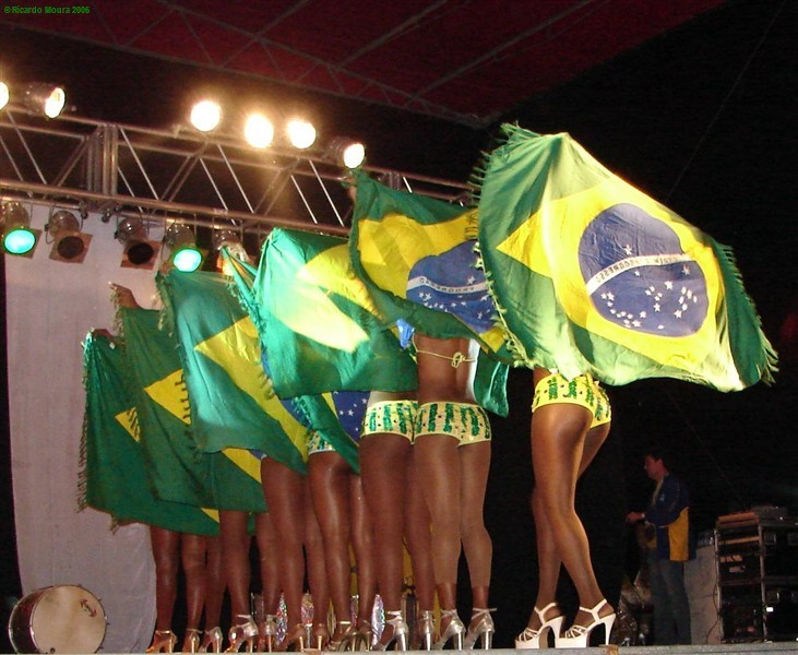 Escola de Samba Unidos da Tijuca actua hoje à noite (22h) na Praça do Município