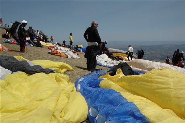 Copa Ibérica 2006 Parapente - Abre hoje na Serra do Larouco