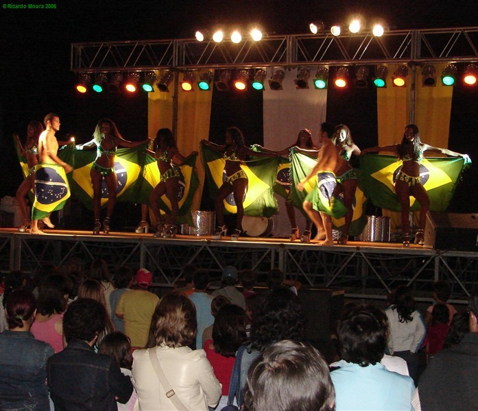 Noite de Samba na Praça do Município