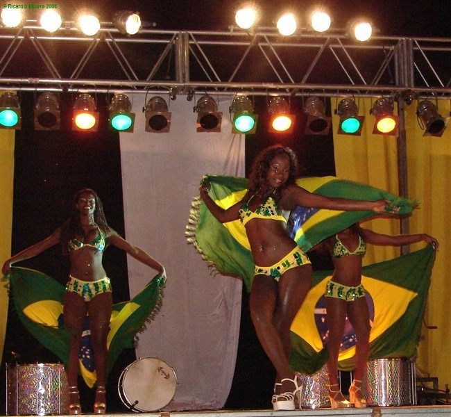Noite de Samba na Praça do Município