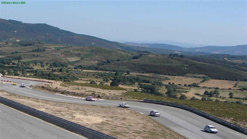 Espectáculo na Pista Automovel de Montalegre