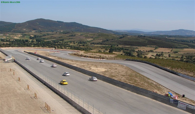 Espectáculo na Pista Automovel de Montalegre