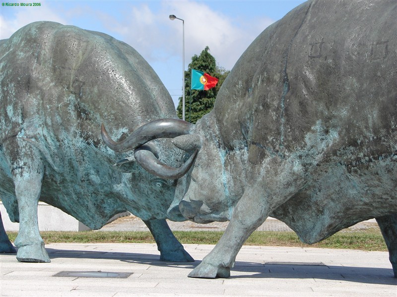 Homenagem às comunidades migrantes