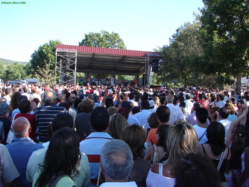 Multidão no concerto de José Malhoa