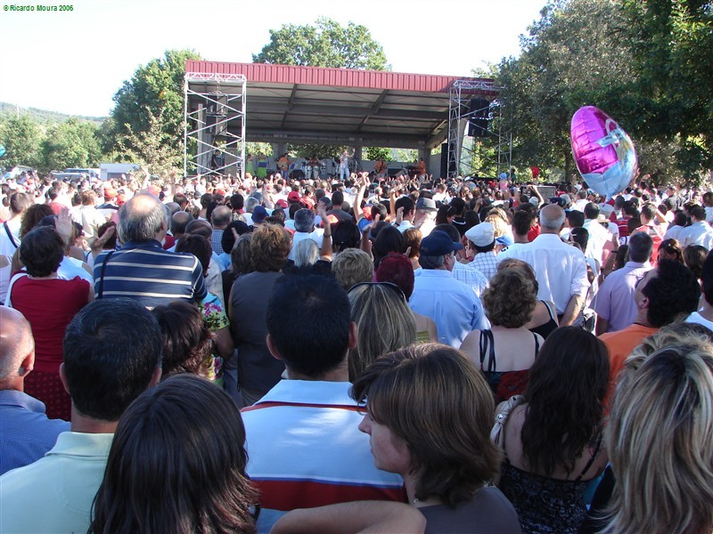 Multidão no concerto de José Malhoa
