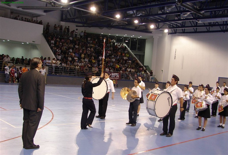 Fanfarra dos Bombeiros de Montalegre brilha no encerramento do Torneio Futsal 2006