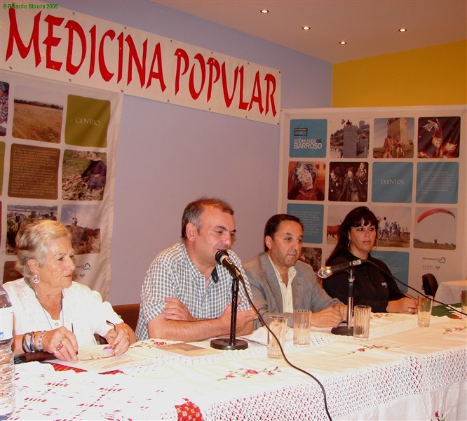 Abriu o XX Congresso Medicina Popular