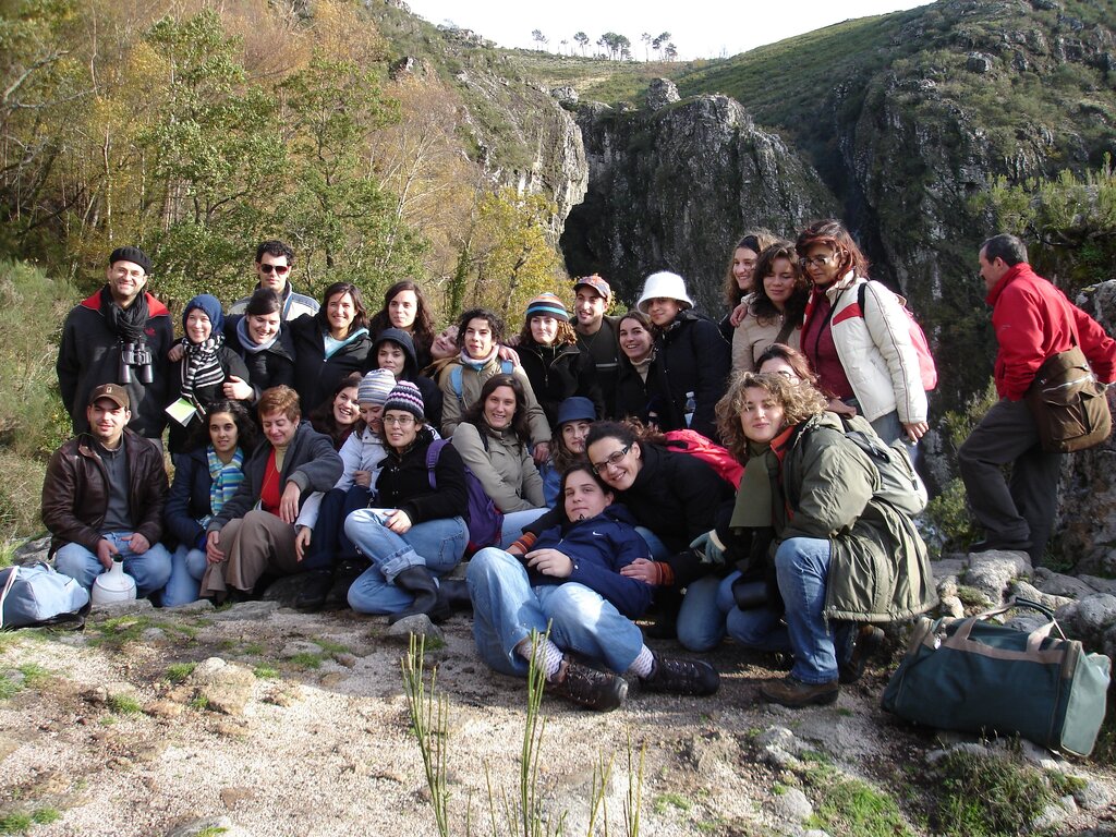 Alunos da Universidade de Trás os Montes percorrem o "Trilho do Lobo"