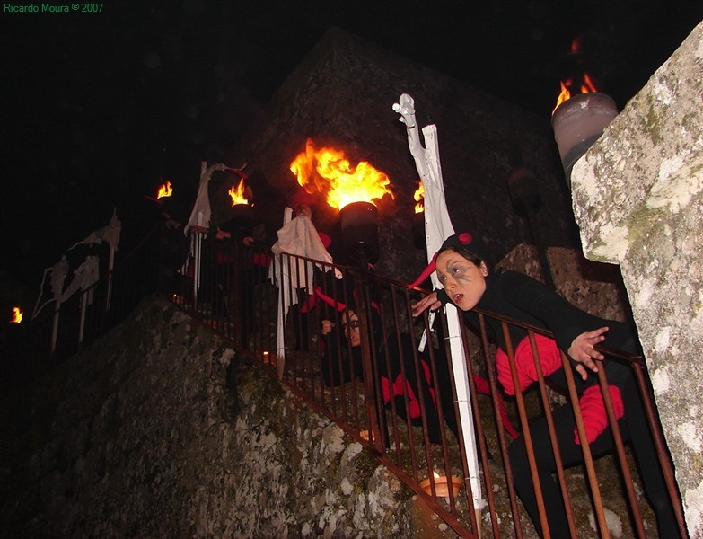 Noite mágica no Castelo de Montalegre