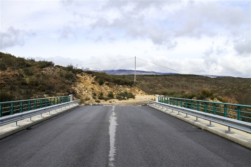 "Ponte da Assureira" - «Monumento ao desprezo!»
