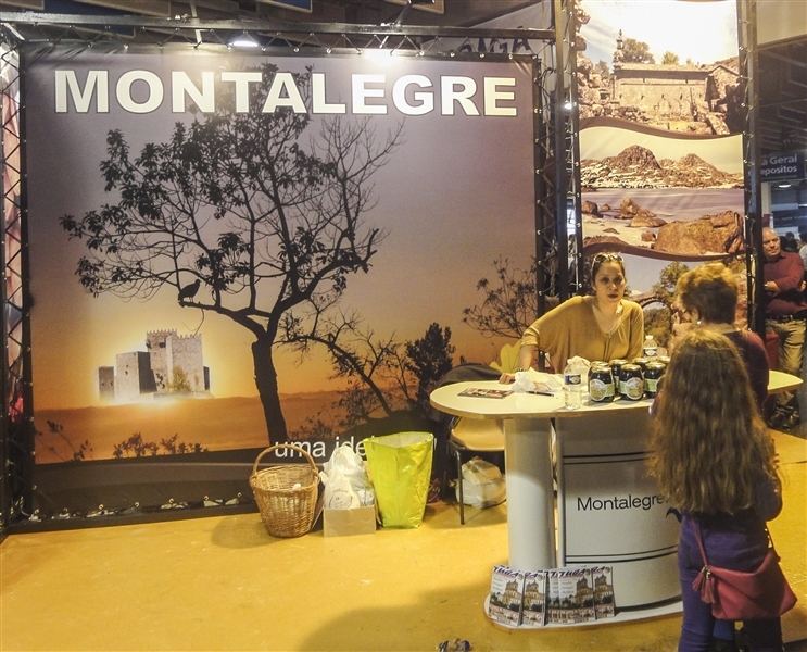 Montalegre na XI Feira de Nanterre (França)