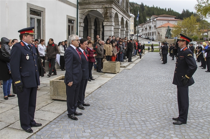 MONTALEGRE - "25 de Abril" (40 Anos)