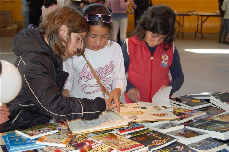 Abriu portas 8ª Feira do Livro