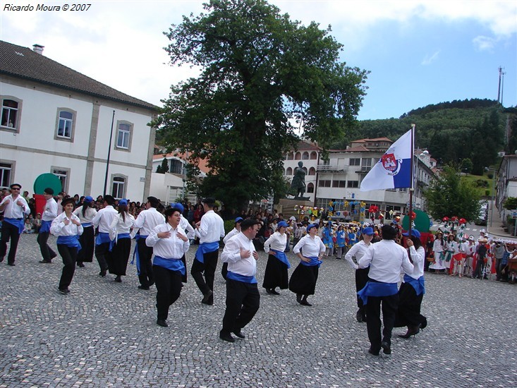 Marchas Populares na Praça do Município